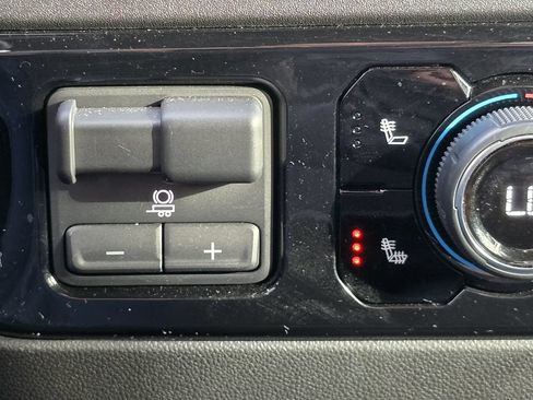 Certified 2025 Chevrolet Silverado 2500 LT w/ Trail Boss Package AWD/4WD image 30