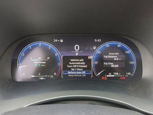 Used 2024 Toyota Highlander Limited image 11