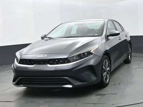 Used 2024 Kia Forte LXS FWD image 1