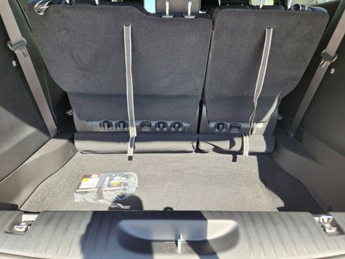New 2026 Chrysler Pacifica Select FWD image 28