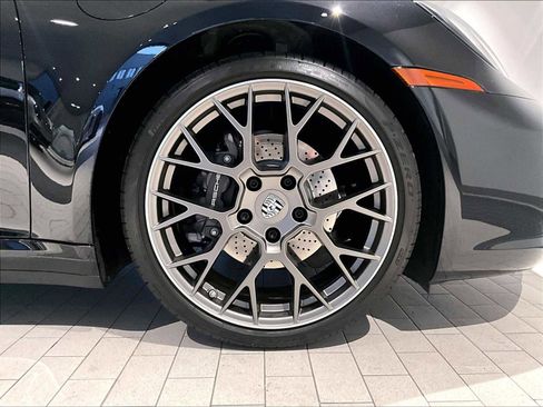 Used 2021 Porsche 911 Carrera image 14