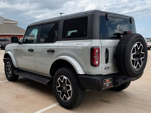 New 2026 Ford Bronco Outer Banks AWD/4WD image 7