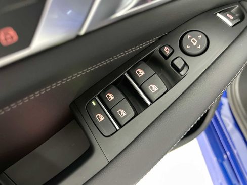 Used 2026 BMW X5 M60i image 15