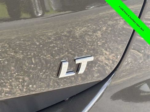 Used 2024 Chevrolet Equinox LT w/ LPO, Floor Liner Package FWD image 39