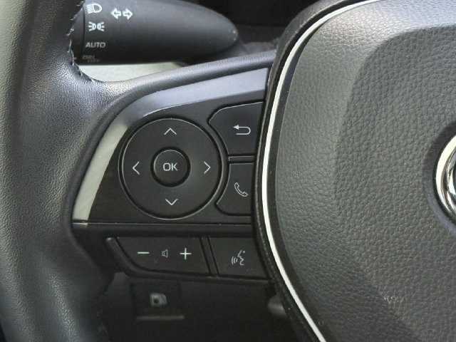Used 2026 Toyota Corolla SE FWD image 14