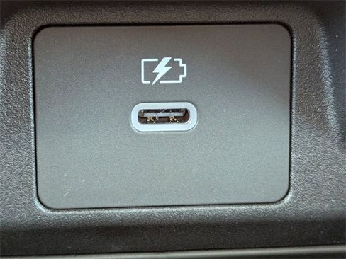 New 2025 Mitsubishi Outlander Platinum Edition image 31