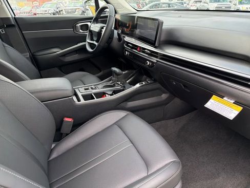New 2026 Kia Sorento EX FWD image 21