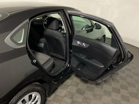 Used 2022 Kia Forte Sedan FWD image 32
