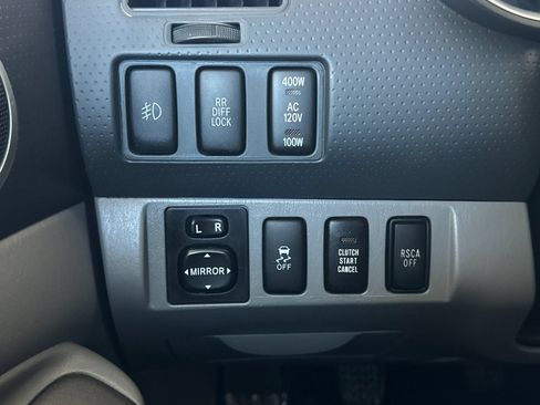 Used 2013 Toyota Tacoma 4x4 Double Cab w/ TRD Off-Road Pkg image 24