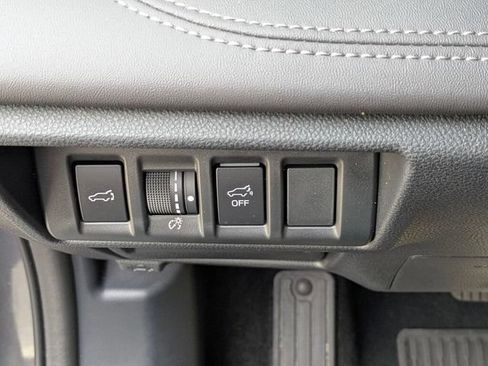 Used 2024 Subaru Outback Limited AWD/4WD image 25