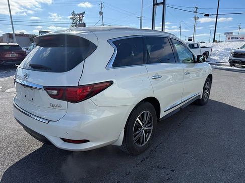 Used 2020 INFINITI QX60 Luxe w/ Essential Package image 3