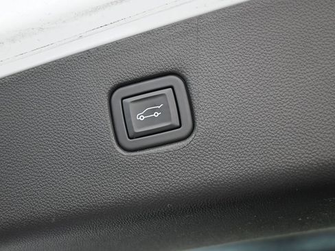 Used 2022 Chevrolet Blazer LT w/ Redline Edition image 37