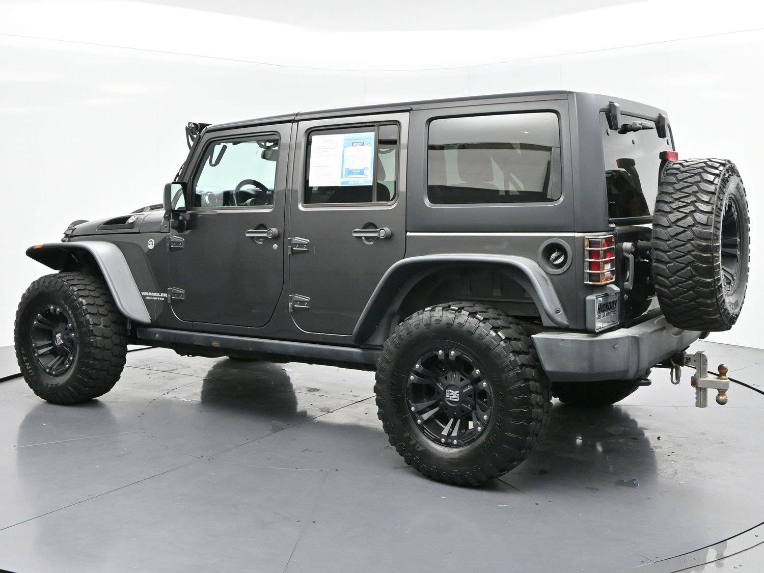 Used 2016 Jeep Wrangler Unlimited Rubicon w/ Dual Top Group AWD/4WD image 5