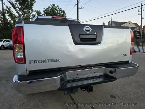 Used 2012 Nissan Frontier SV RWD image 15