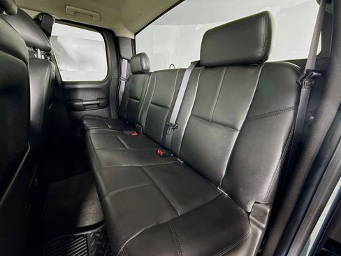 Used 2013 GMC Sierra 2500 SLE w/ SLE Preferred Package AWD/4WD image 25