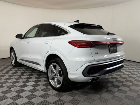 New 2025 Audi Q5 Premium Plus image 3