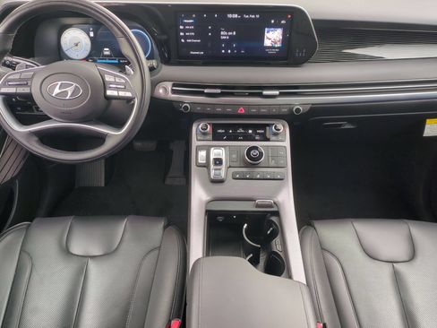Certified 2024 Hyundai Palisade Calligraphy FWD image 20