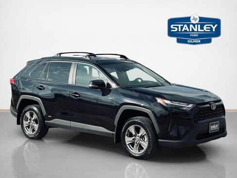 Used 2024 Toyota RAV4 LE image 1