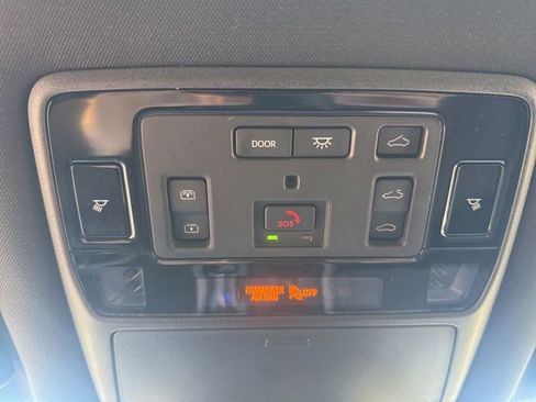 Used 2026 Toyota Grand Highlander AWD Hybrid image 38