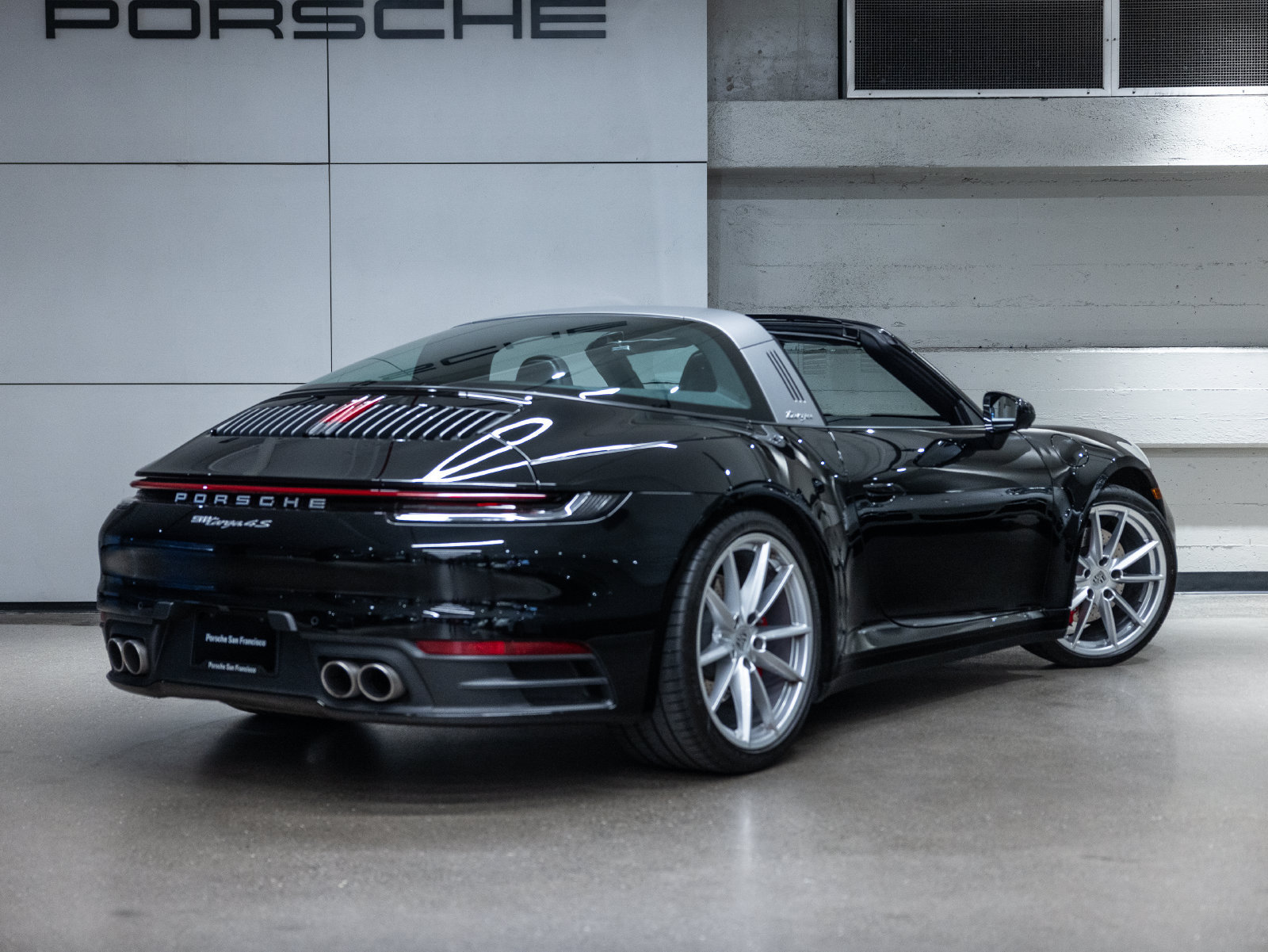 Certified 2024 Porsche 911 Targa 4S AWD/4WD image 27
