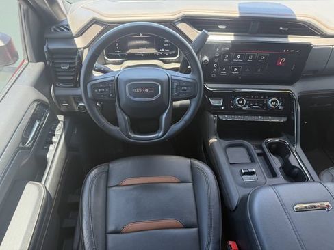 Used 2024 GMC Sierra 2500 AT4 w/ AT4 Premium Plus Package AWD/4WD image 17