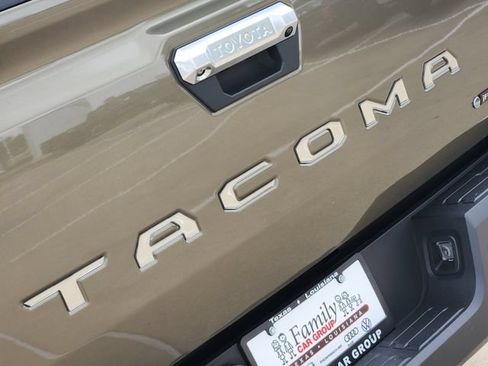 New 2026 Toyota Tacoma Limited AWD/4WD image 9