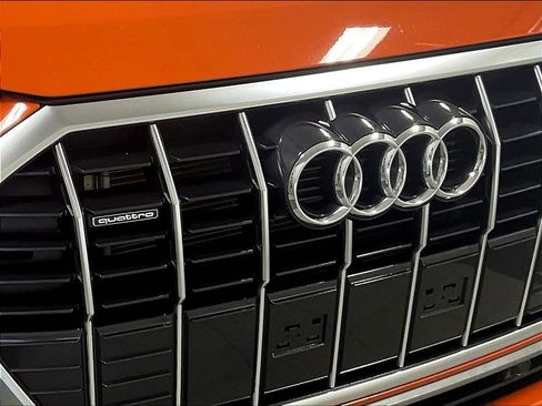 Used 2024 Audi Q3 2.0T Premium AWD/4WD image 32