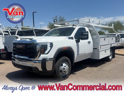 New 2025 GMC Sierra 3500 Pro w/ Convenience Package