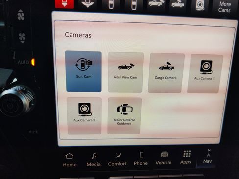 Used 2025 RAM 3500 Limited image 38