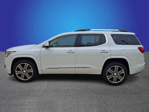 Used 2018 GMC Acadia Denali w/ Technology Package FWD image 7