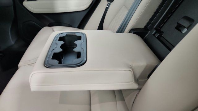 Certified 2026 Volvo XC60 B5 Plus w/ Protection Package Premier AWD/4WD image 45