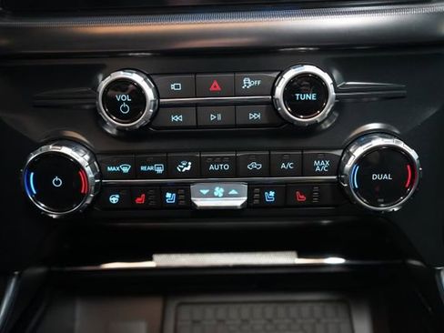 Used 2025 Ford F150 Raptor AWD/4WD image 36