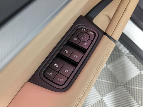 New 2026 Porsche Cayenne AWD/4WD image 27