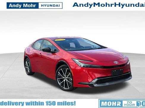 Used 2024 Toyota Prius XLE image 1