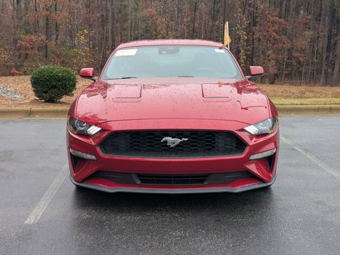 Certified 2022 Ford Mustang Coupe w/ Equipment Group 101A image 7