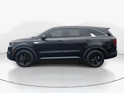 Used 2022 Kia Sorento LX FWD image 6