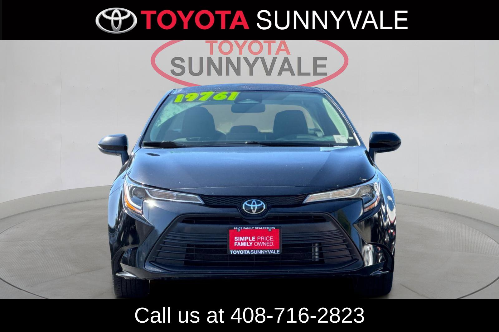 Used 2024 Toyota Corolla LE FWD image 11