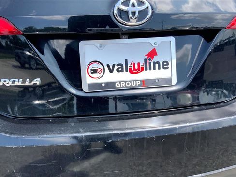 Used 2016 Toyota Corolla LE FWD image 10