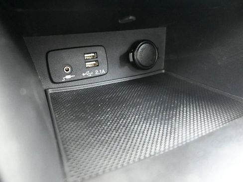 Certified 2023 Subaru Crosstrek 2.0i Premium image 32