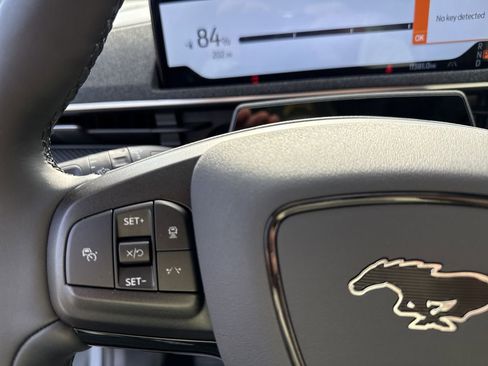 Used 2025 Ford Mustang Mach-E Premium image 25