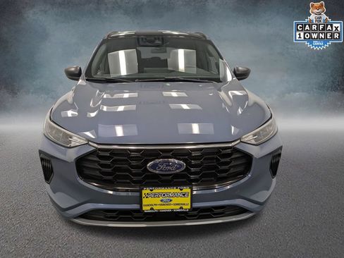 Used 2023 Ford Escape ST-Line w/ Tech Pack #1 AWD/4WD image 2