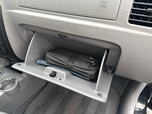 Used 2005 Kia Rio Sedan image 23