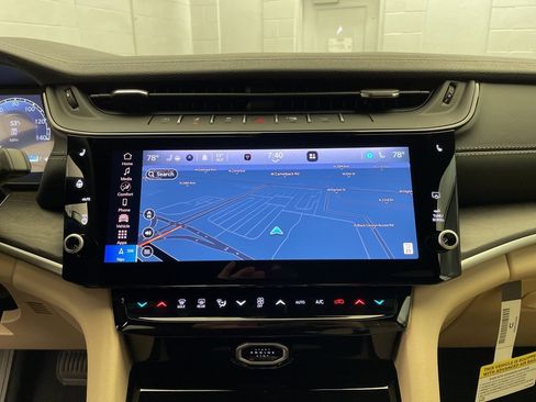 New 2026 Jeep Grand Cherokee Limited image 13