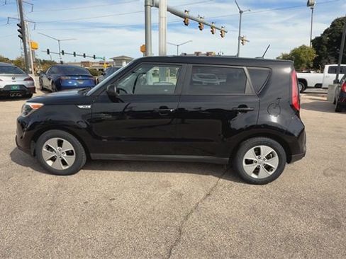 Used 2015 Kia Soul image 5