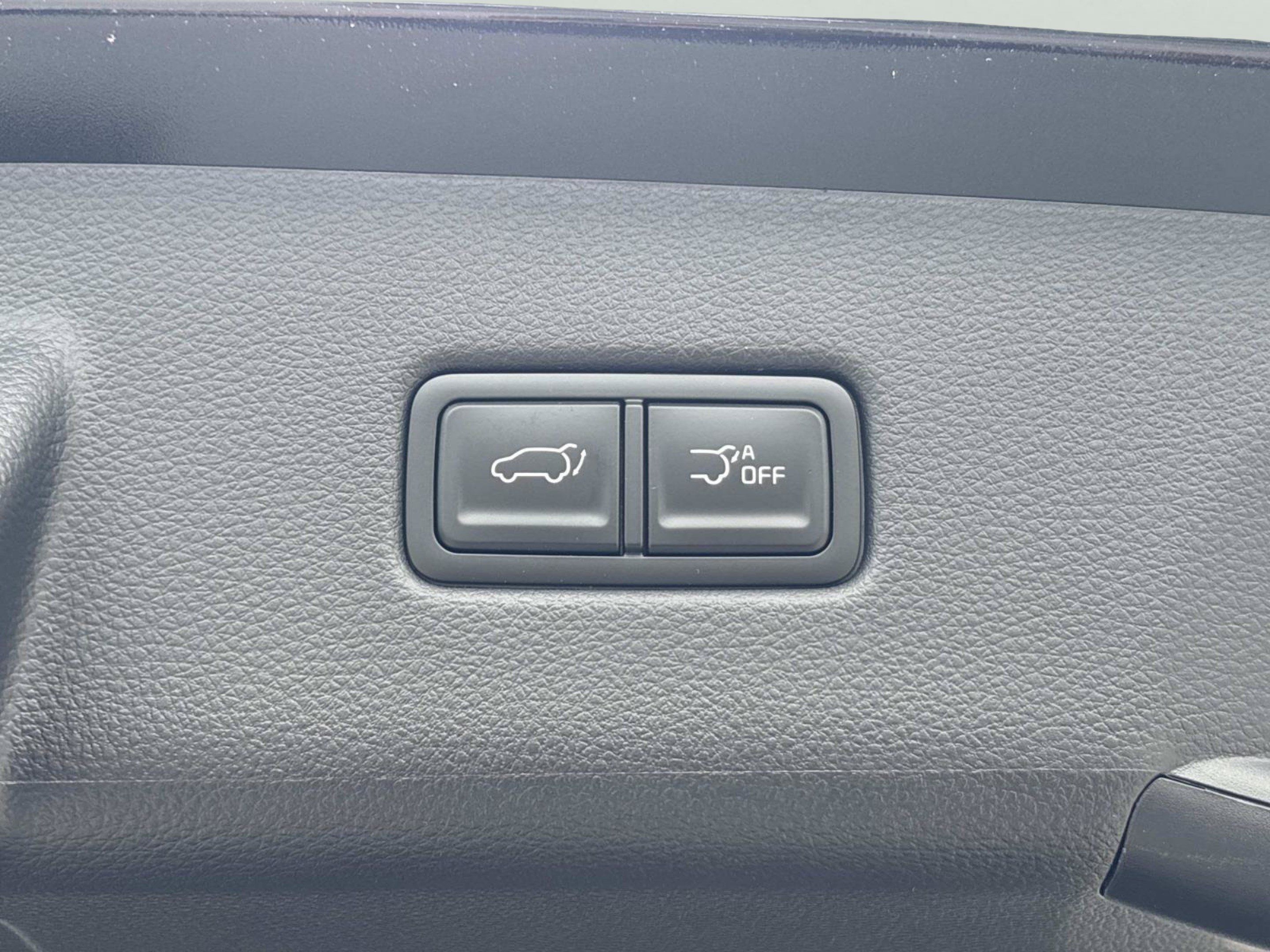New 2027 Kia Carnival SX w/ Dark Edition Package FWD image 13