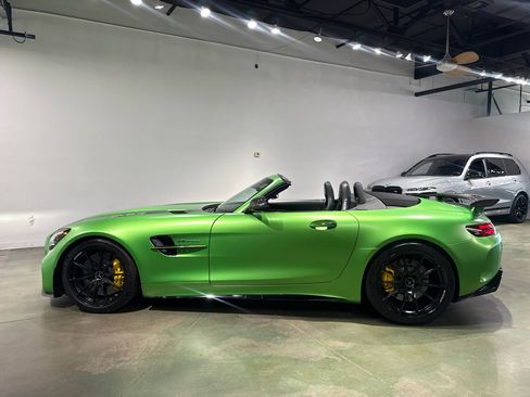 Used 2020 Mercedes-Benz AMG GT R image 35