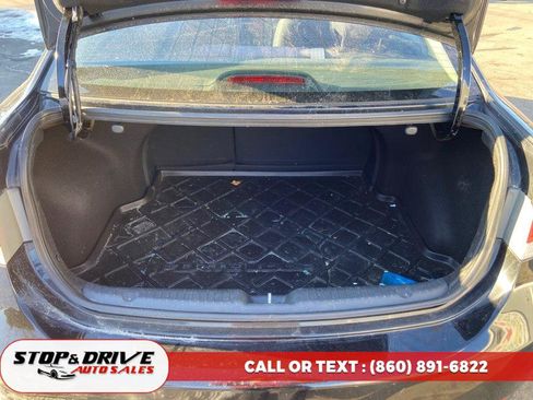 Used 2013 Kia Forte Koup EX image 18