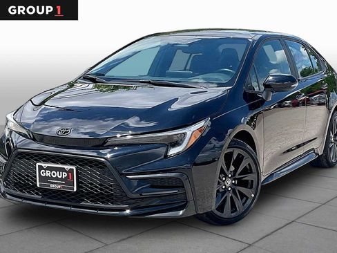 Used 2023 Toyota Corolla SE FWD image 1