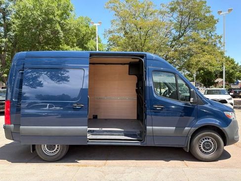 Used 2023 Mercedes-Benz Sprinter 2500 image 14