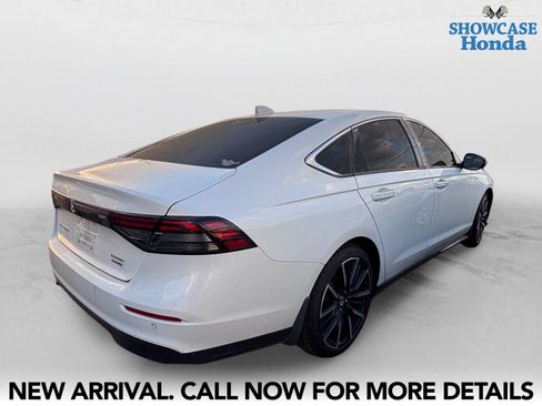 Certified 2023 Honda Accord Touring image 5